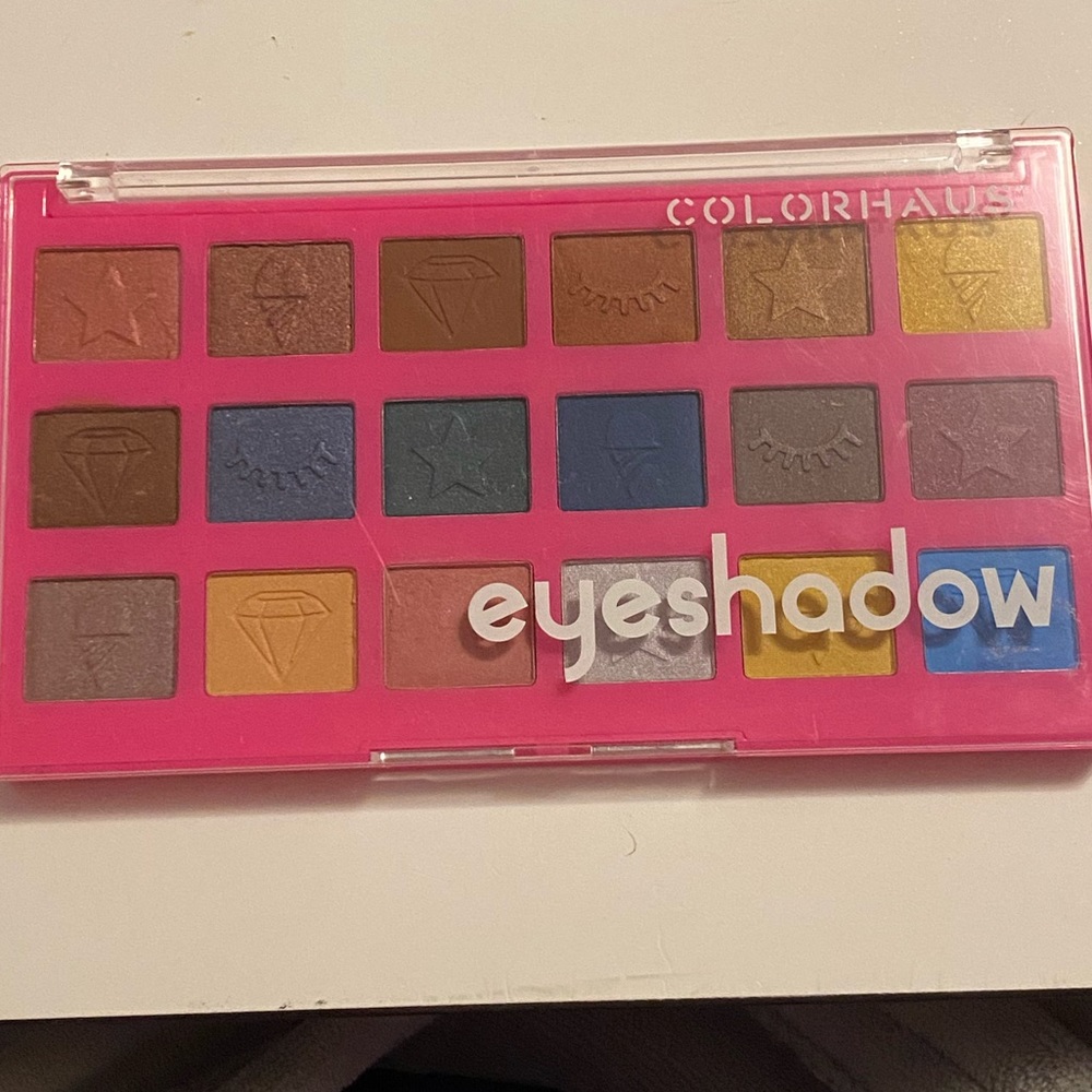 Girls Play Makeup Eyeshadows